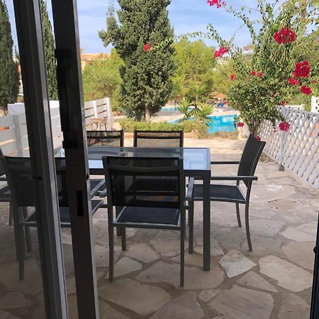 Regina Gardens - Spacious 3 Bed, 2 Bath Maisonette Paphos Exterior foto