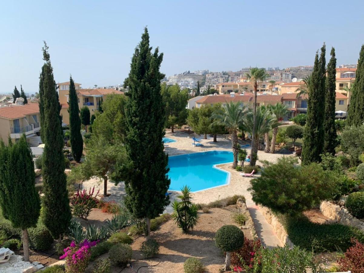 Regina Gardens - Spacious 3 Bed, 2 Bath Maisonette Paphos Exterior foto