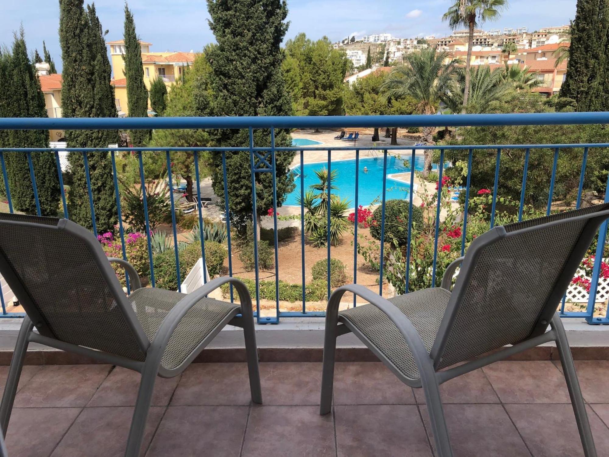 Regina Gardens - Spacious 3 Bed, 2 Bath Maisonette Paphos Exterior foto